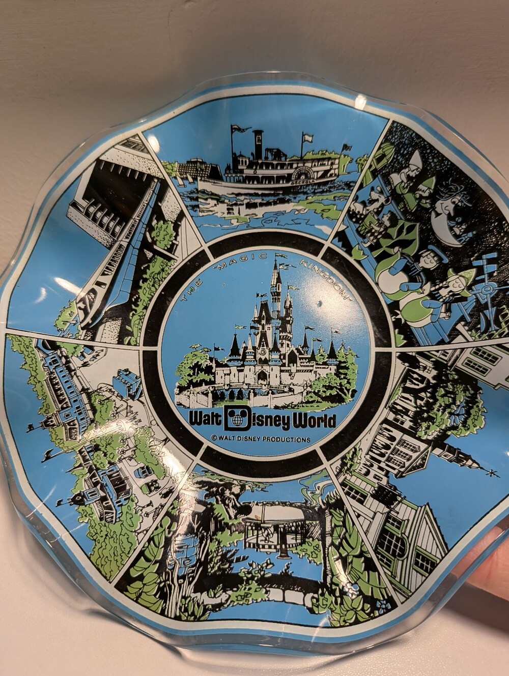 VINTAGE 1970s Walt Disney World The Magic Kingdom Ruffled Souvenir Bowl Dish
